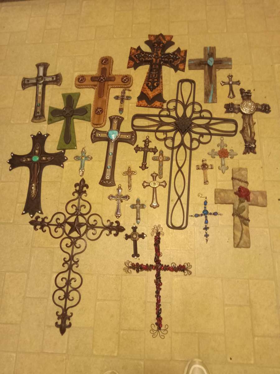 crosses decoration for office wall