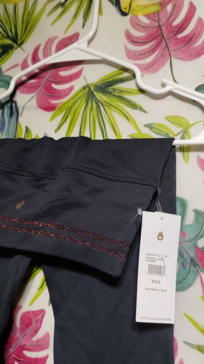 spiritual Gangster leggings