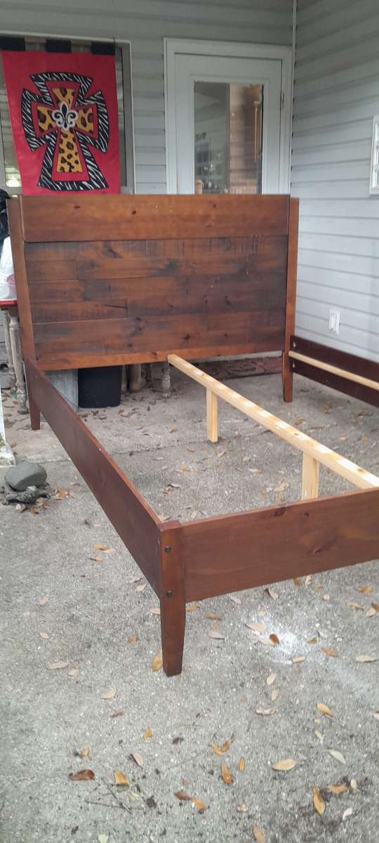 queen size custom wooden frame