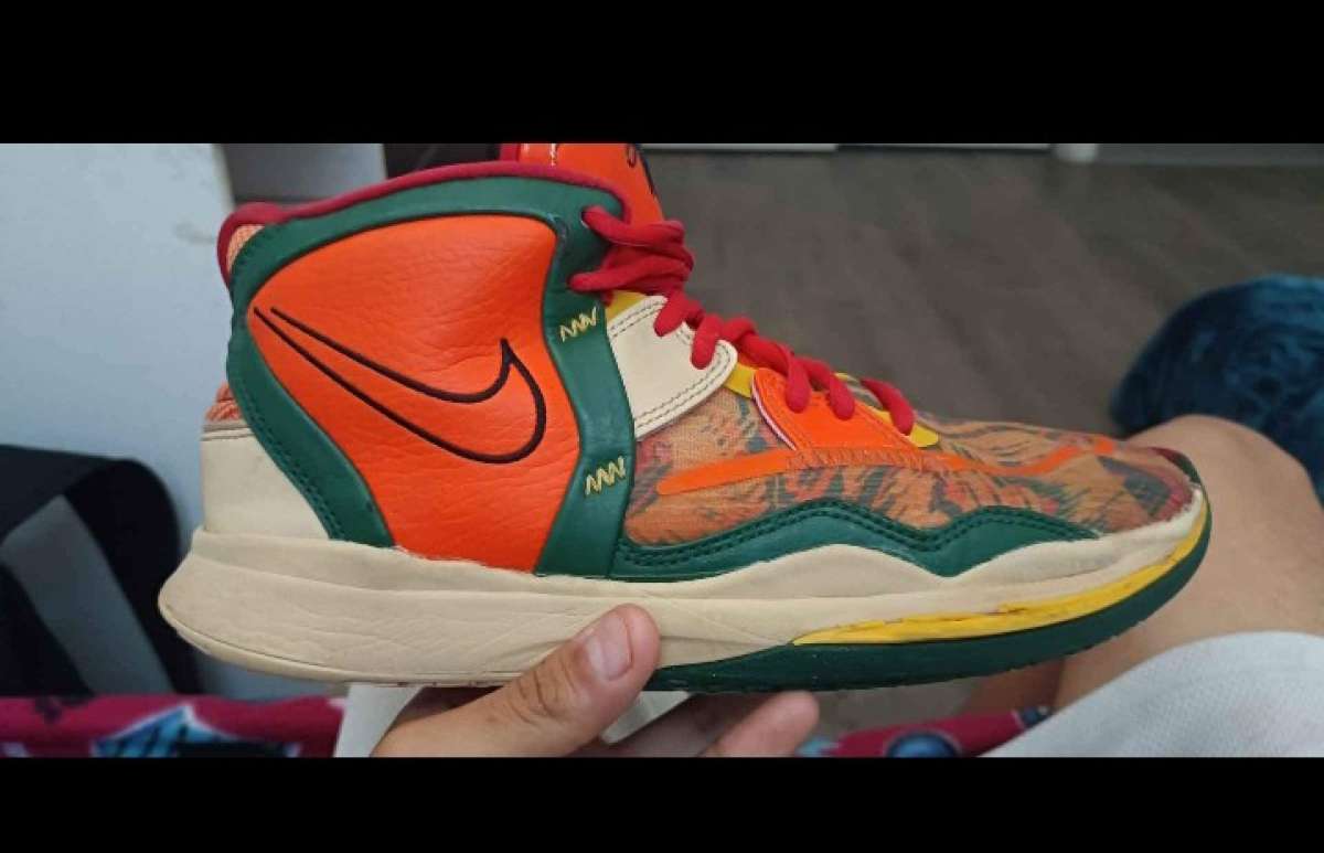 Kyrie Irving infinity