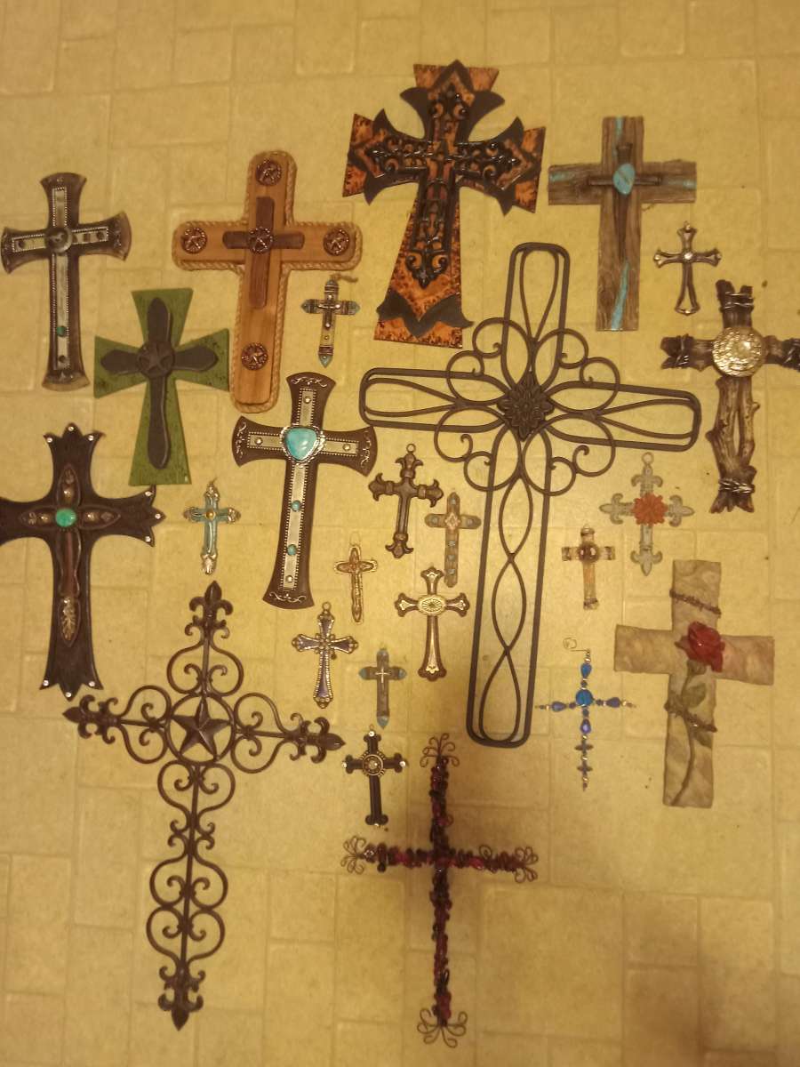 crosses decoration for office wall