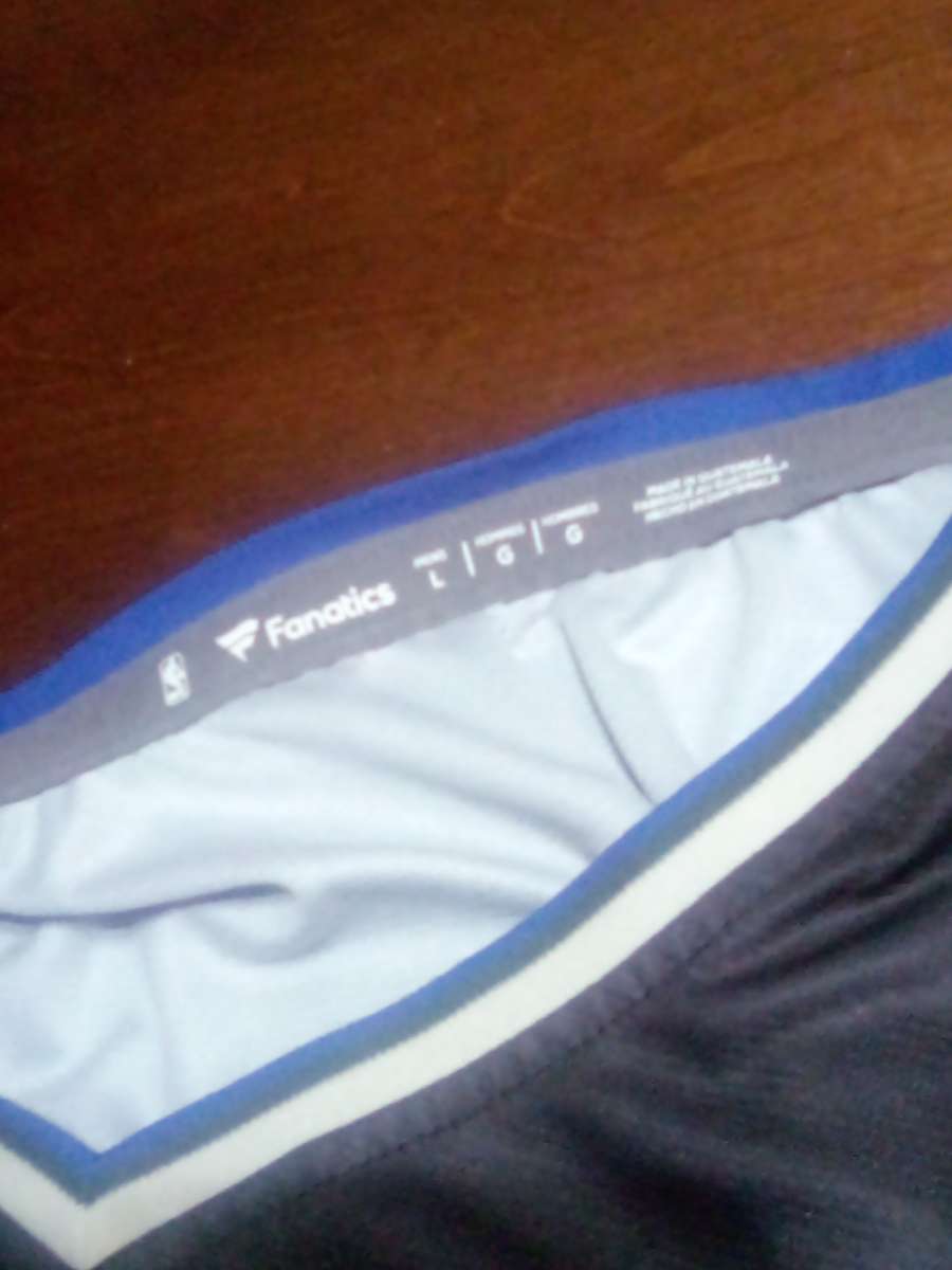 Milwaukee bucks  NBA fanatics brand New Jersey