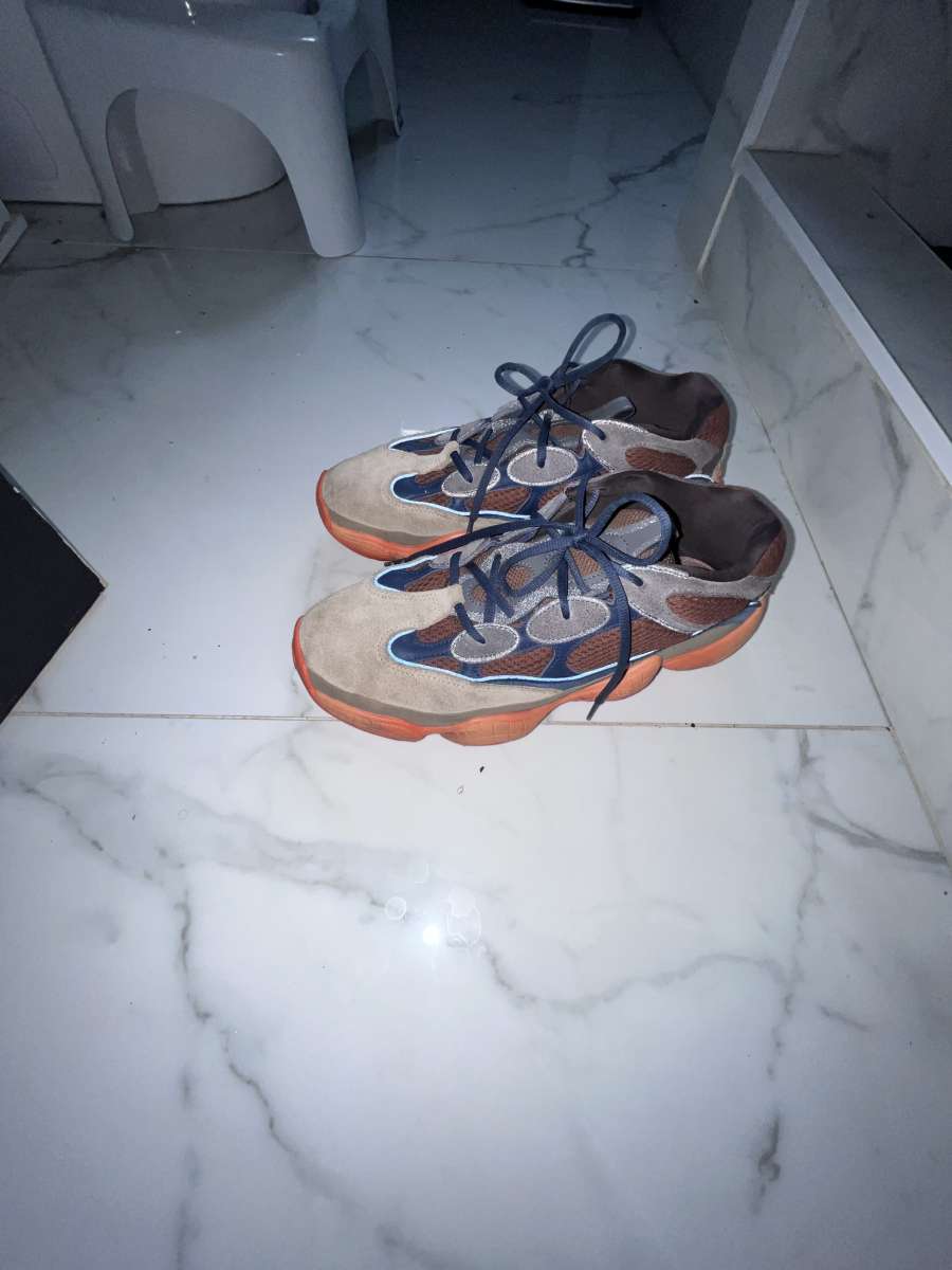 yeezys 500real size11