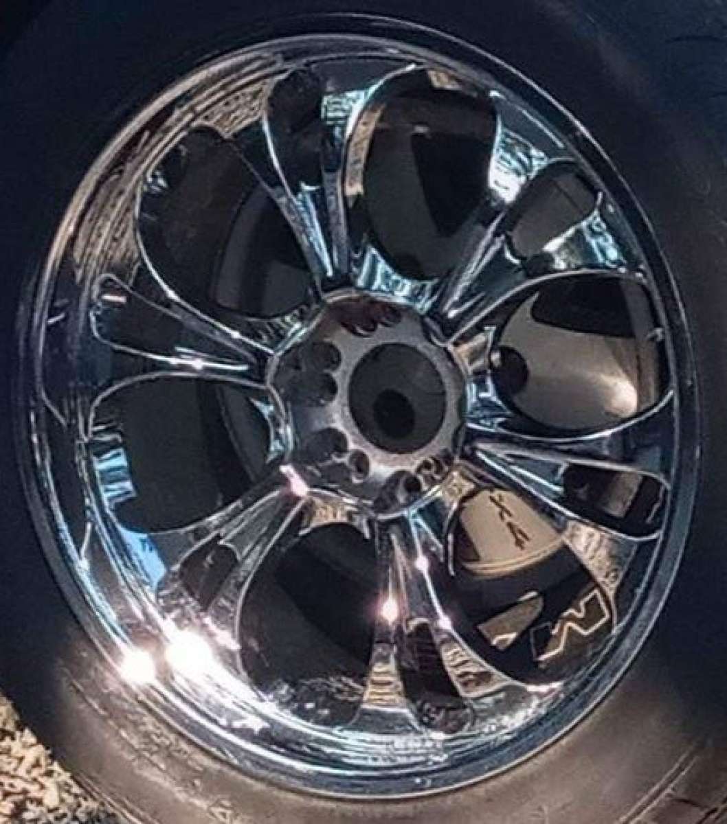 22in CHROME RIMS
