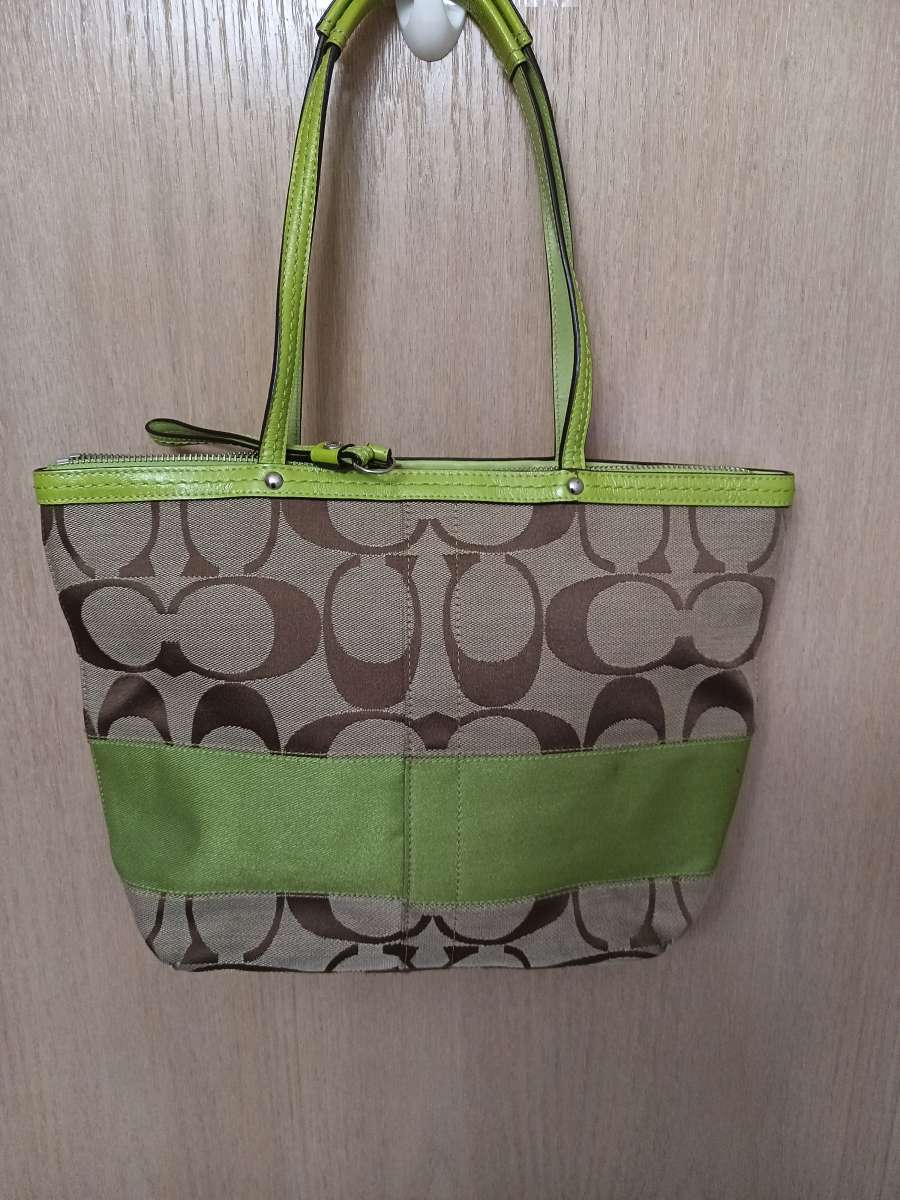 Coach Green leather and beige canvas