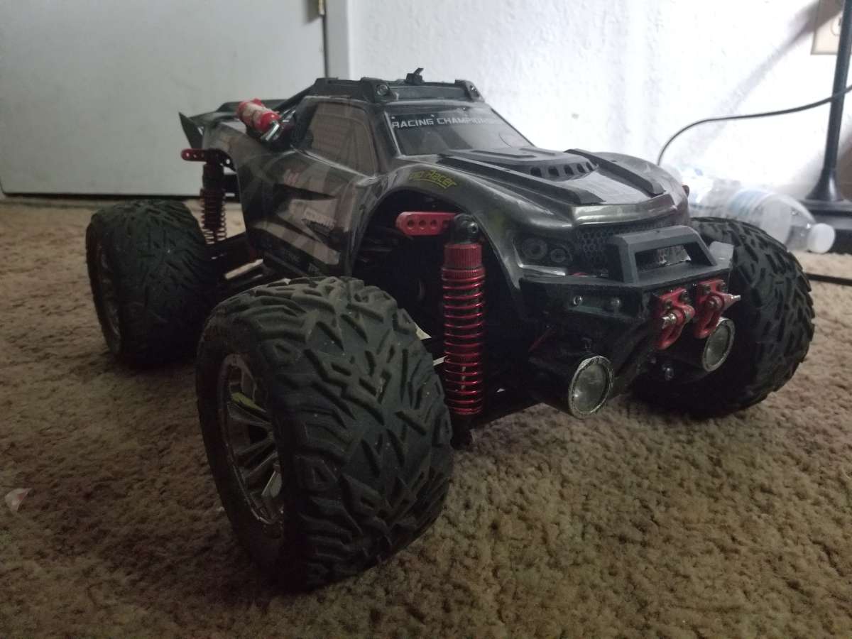 1 10th scale truck rc