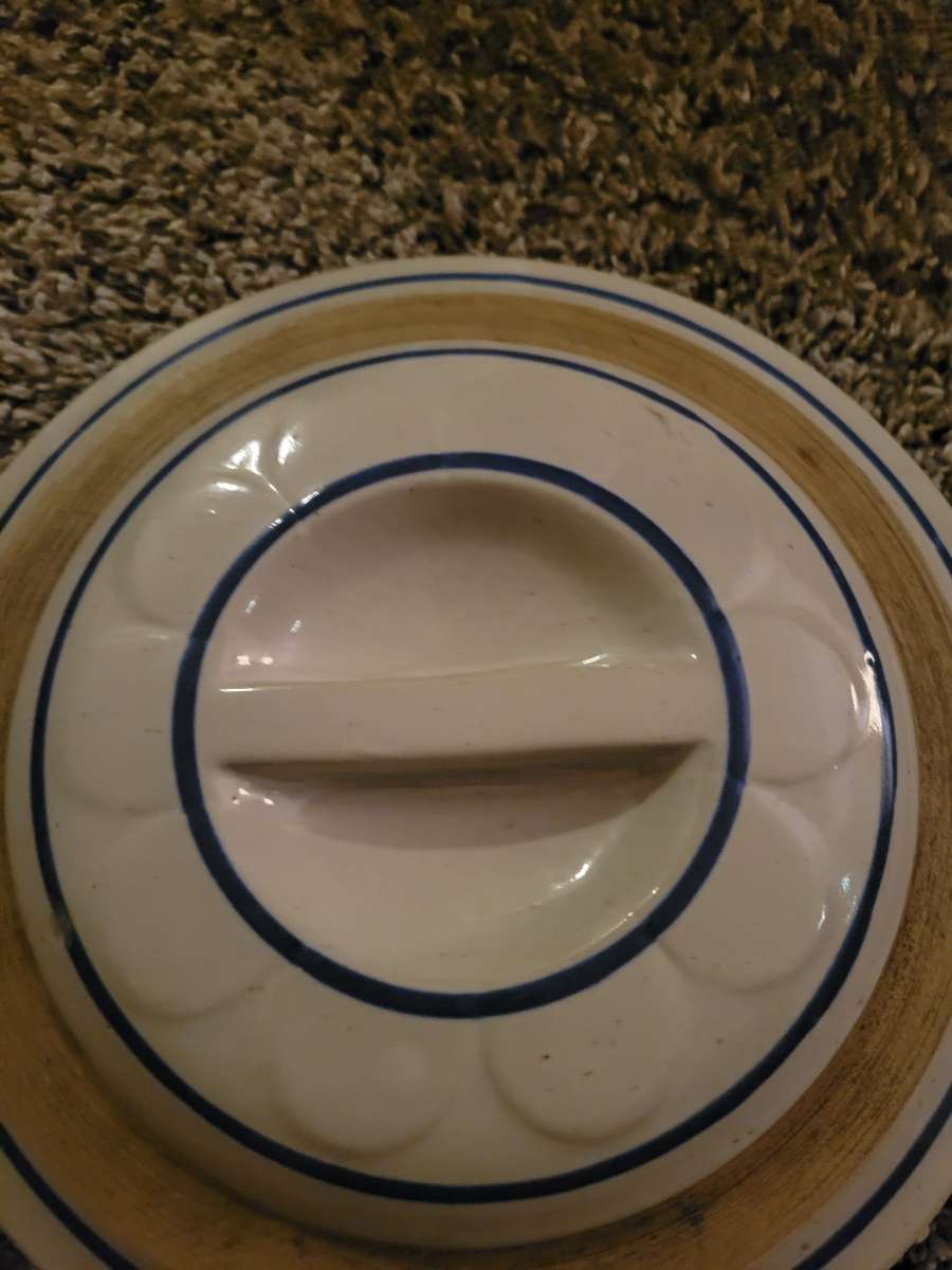 red wing Minnesota 2 gallon water cooler