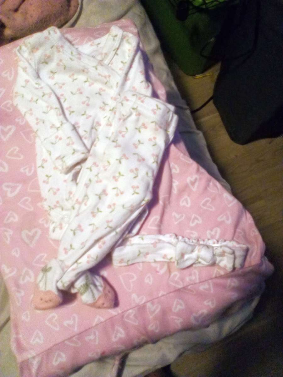 Preemie 2 piece set with matching headband