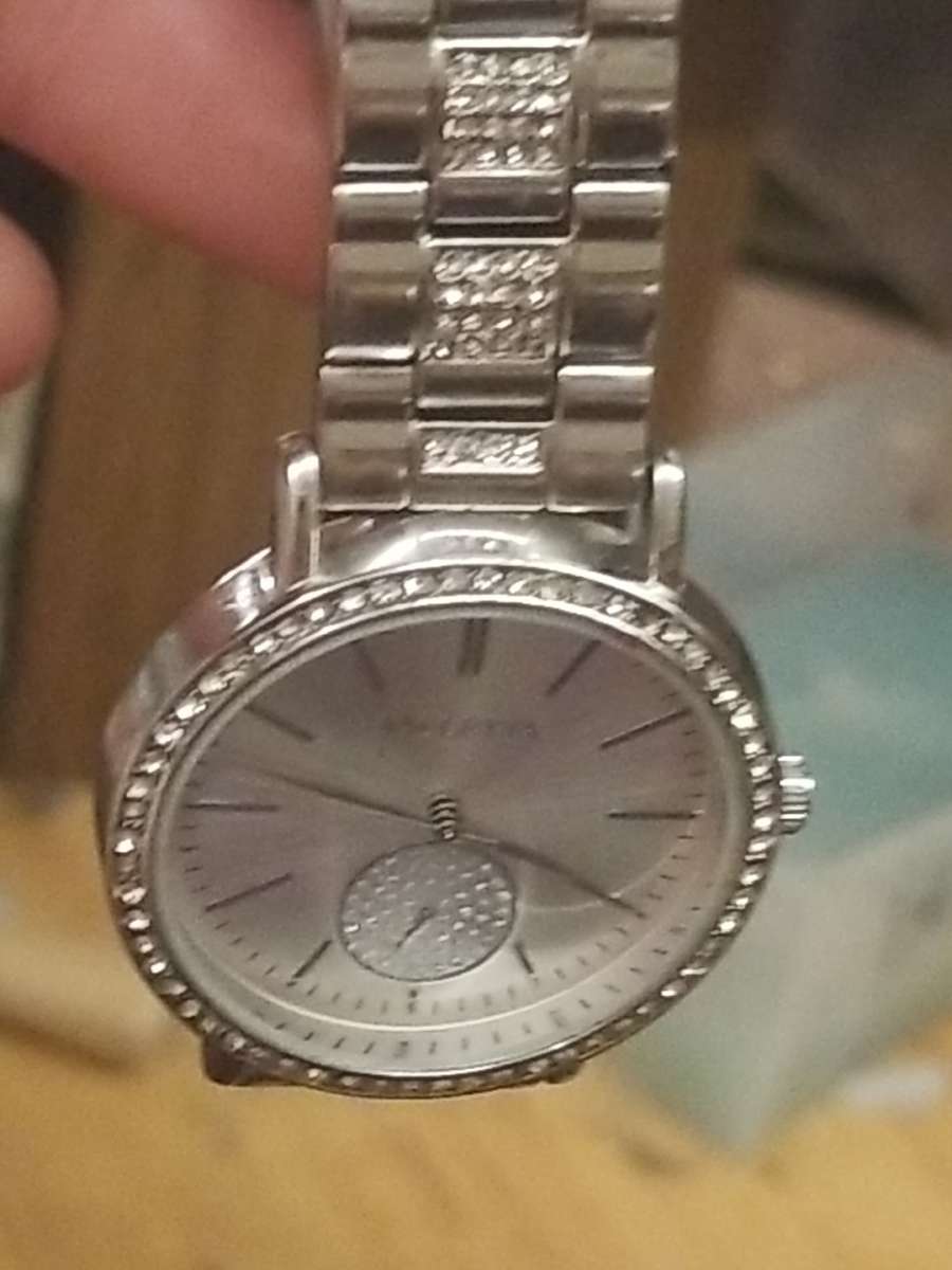 valletta MICHEAL KORS watch