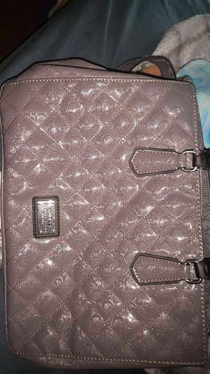 Womens Guess purse