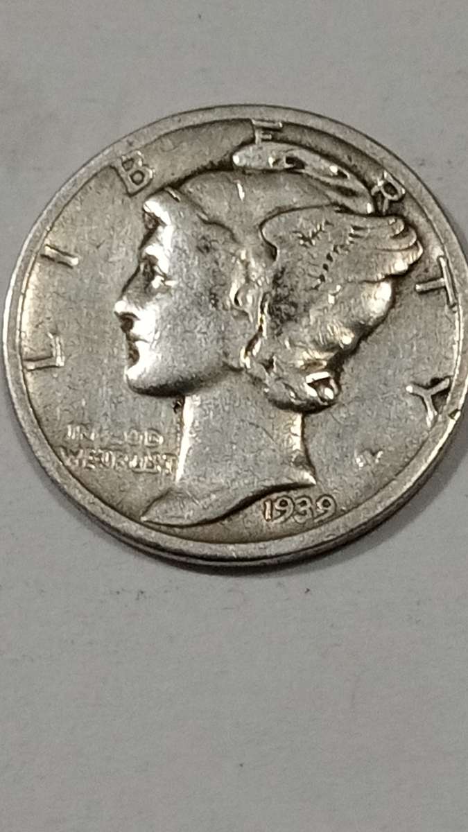 this 1939 Mercury Peace