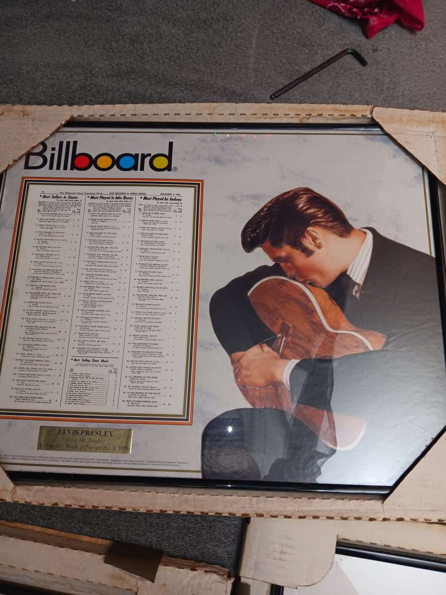 4 Elvis presley rare photos