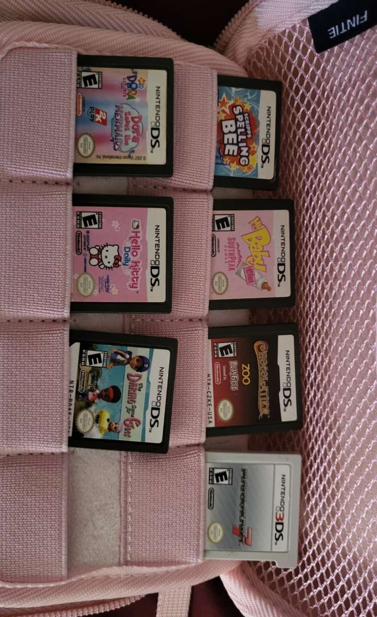 Nintendo 3ds Games 15 each  game and pink case sold separate
