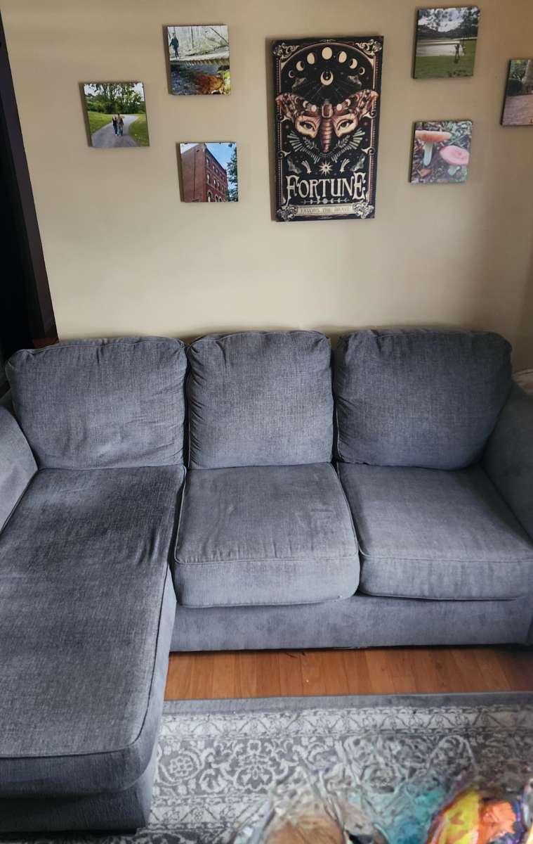 Like new grey couch