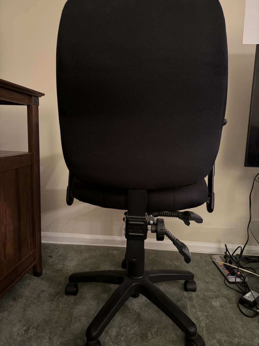 Desk chair