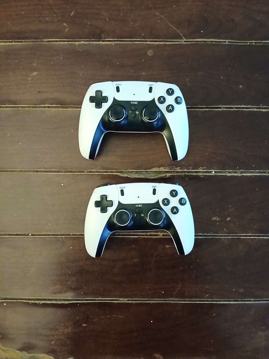 Gamers 3D Pro 2 4G Wireless TV Game Stick 4K 30000