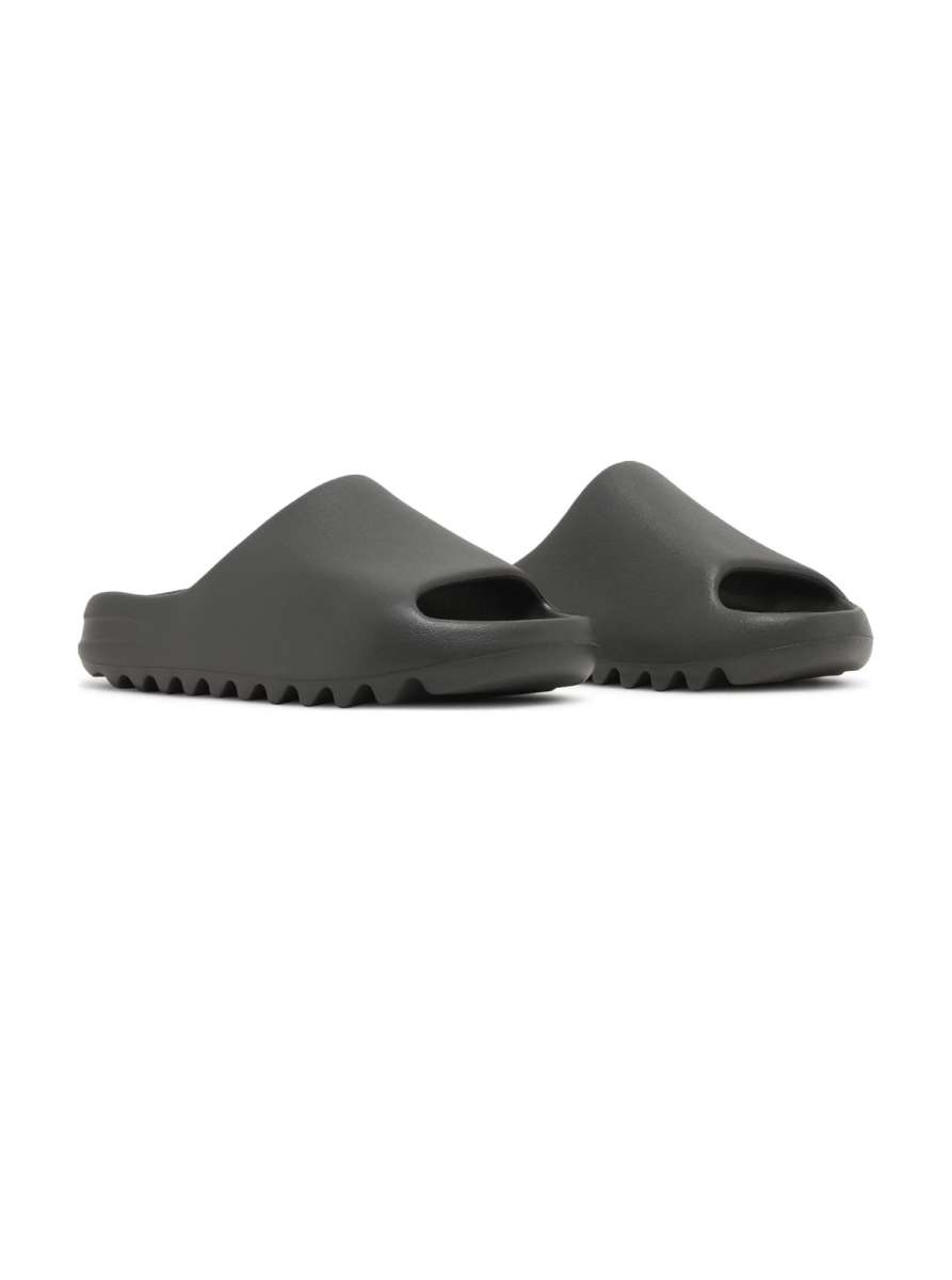 Brand new Yeezy slides onyx size 10 mens