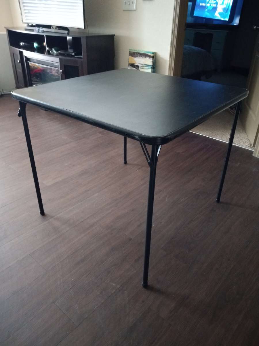 Card table