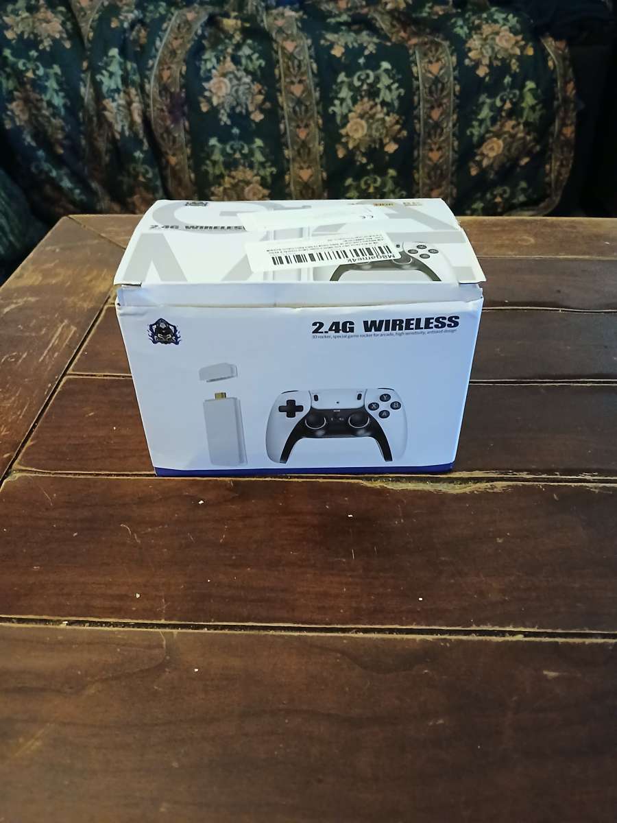 Gamers 3D Pro 2 4G Wireless TV Game Stick 4K 30000