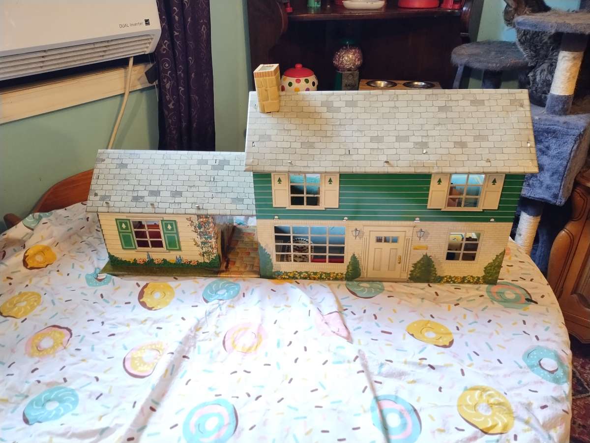 metal antique dollhouse