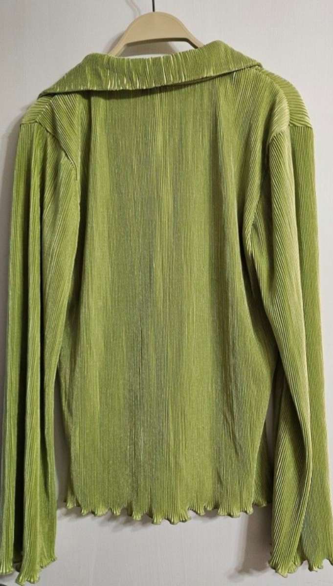 ANTHROPOLOGIE DOLAN GREEN LETTUCE HEM BUTTON BLOUSE