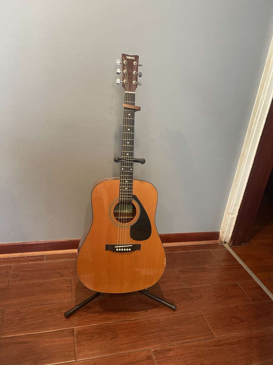 Yamaha FD01S acoustic guitar