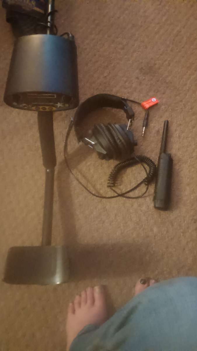 loan star metal detector and accessories