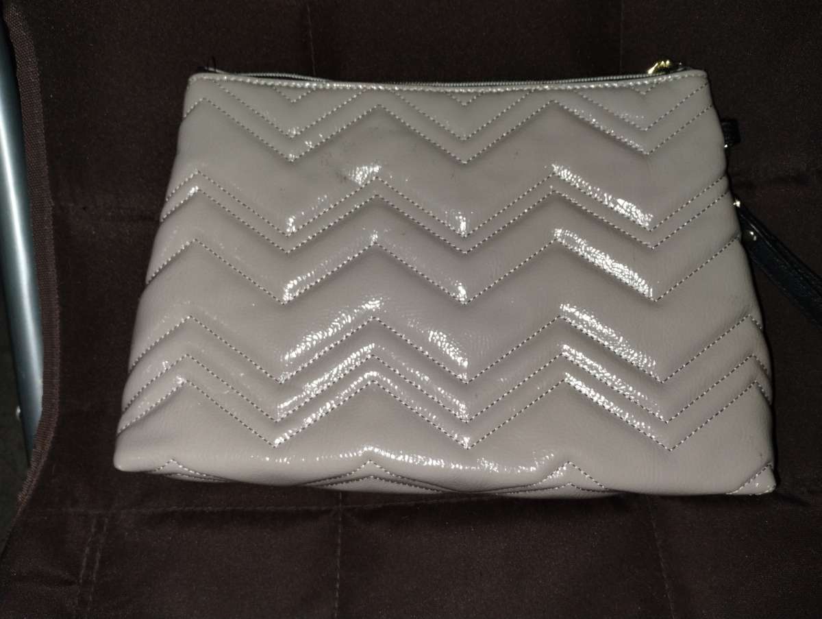 Bestsy Johnson wristlet