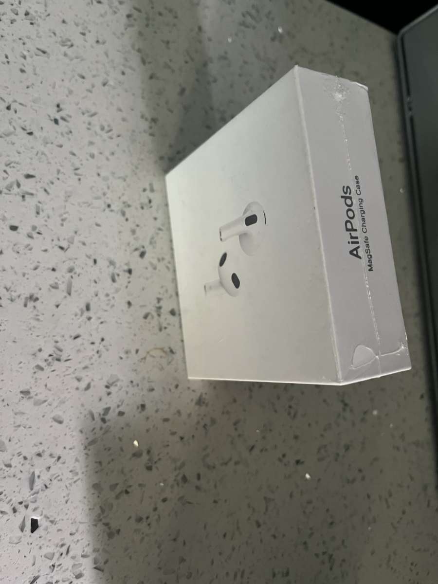 AirPods Gen 3