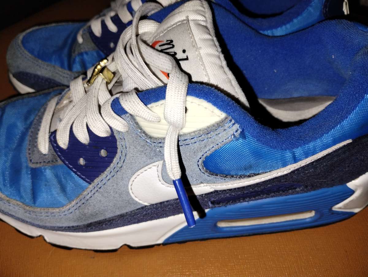 Nike Air Max First Use Signal Blue