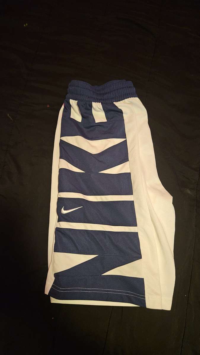 Large Nike Mens Shorts