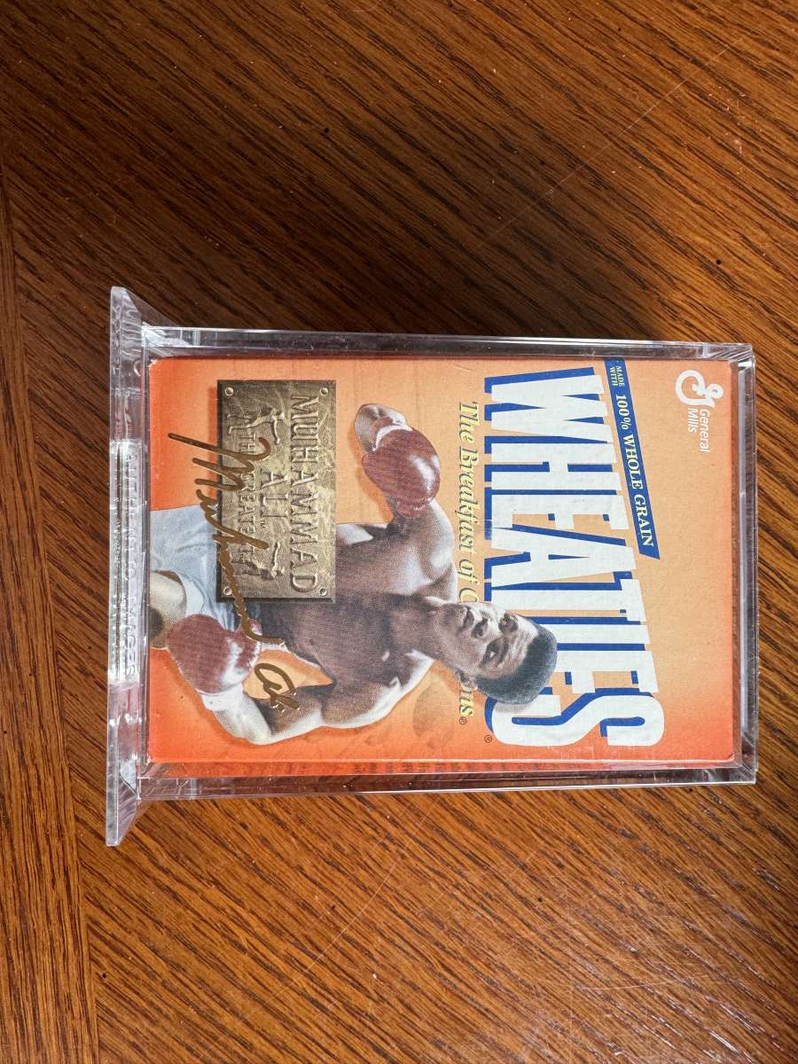 MUHAMMAD ALI COLLECTABLE