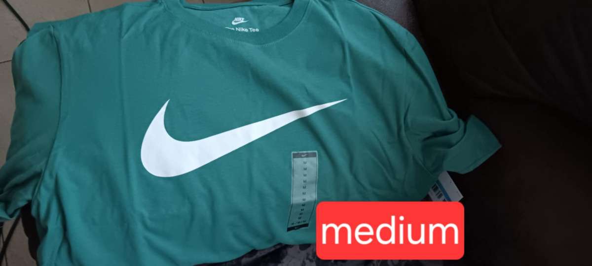 Mens Nike Apparel Brand New