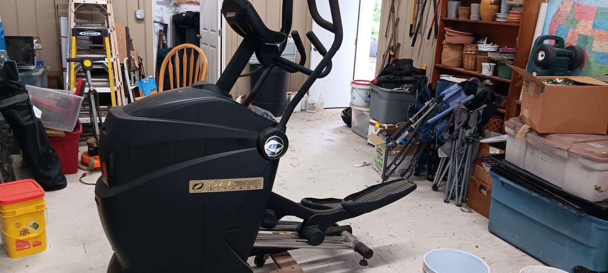 q35 octane fitness treadmill