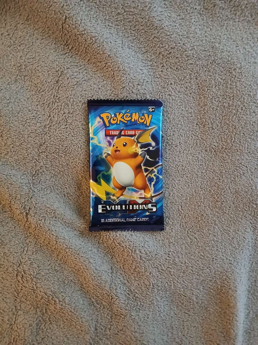 Pokmon Trading Card Game XY Evolutions Booster Pack 2022