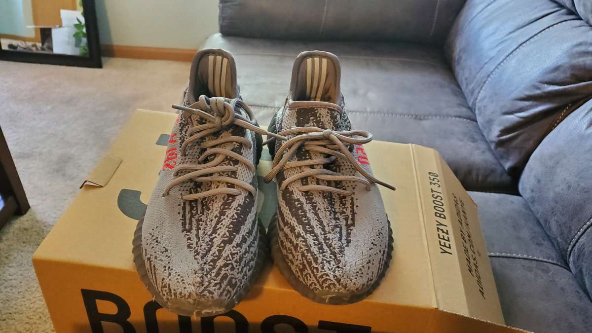Kids Yeezys  JOLIET PICKUP