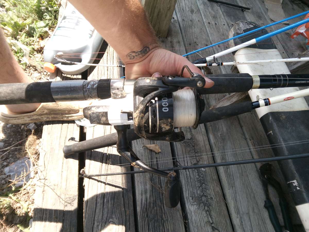 catfihing poles and reels