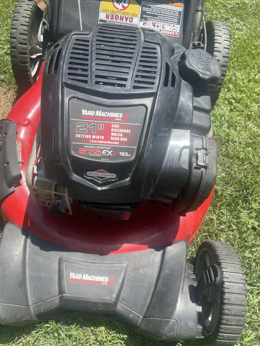 Briggs and Stratton push mower