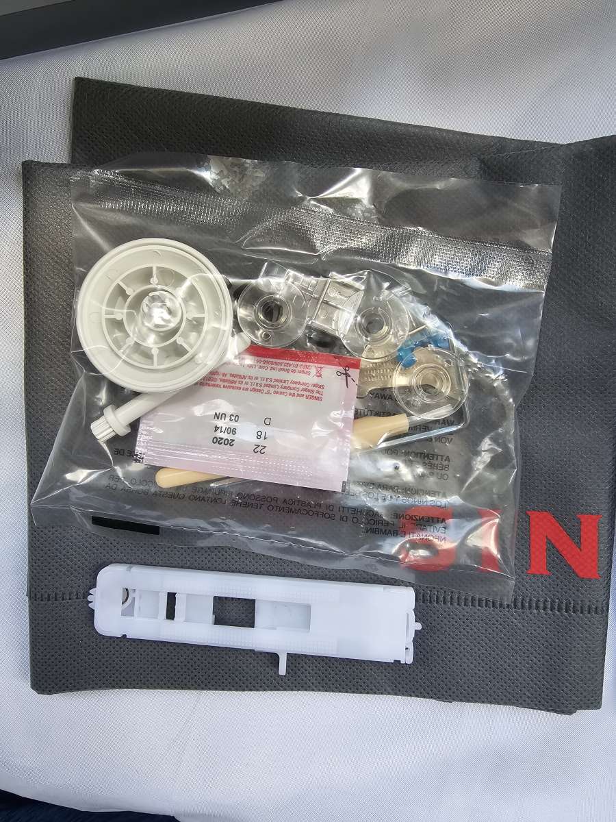 Swinger 4423 Heavy Duty Sewing Machine