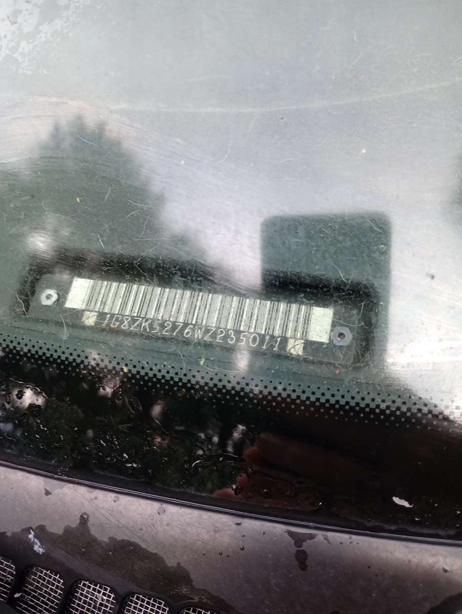 1998 Saturn sedan 4dr