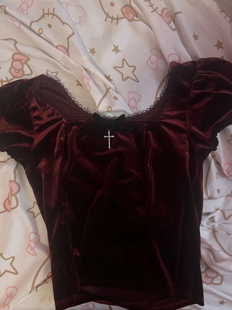 Hot topic gothic top