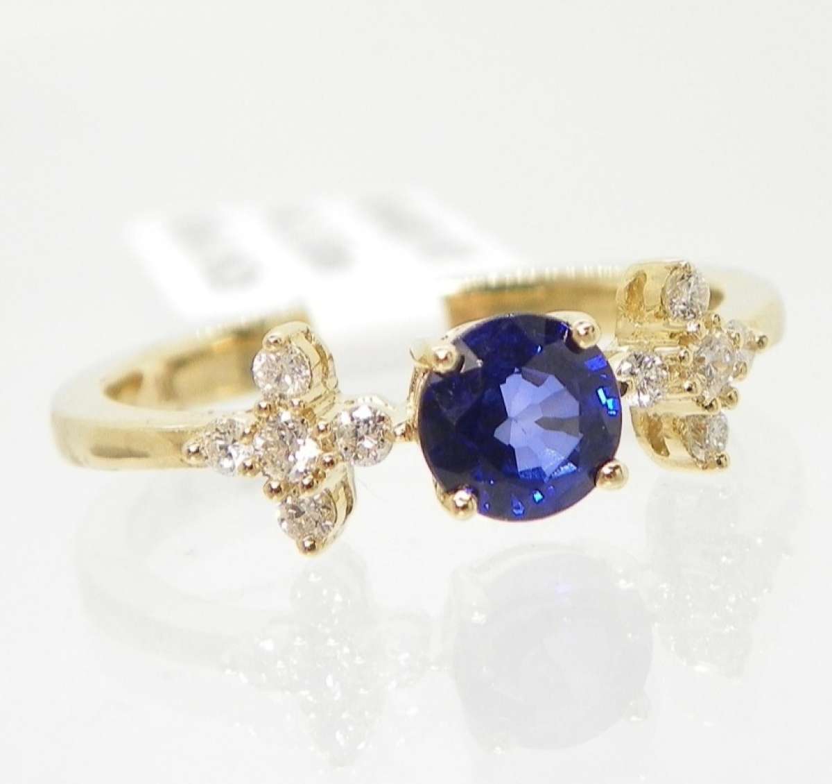14k gold ring blue sapphire with diamonds