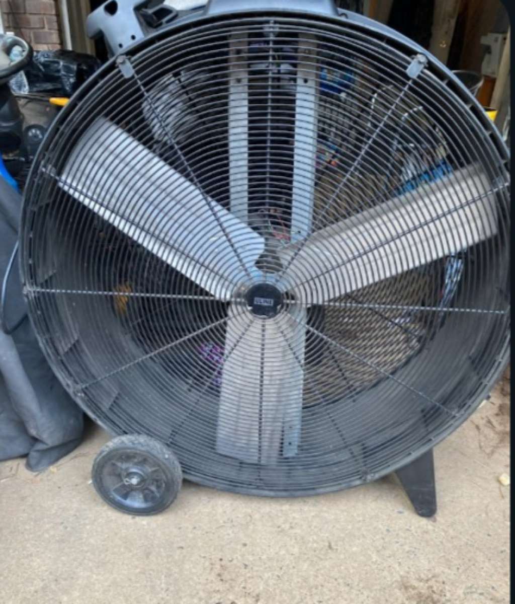Uline fan warehouse fan ventilation fan