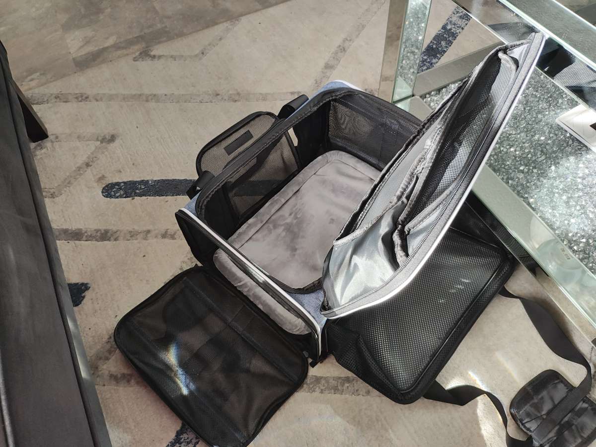 Petskd Top Expandable Pet Carrier Pickup by buyer or deliver