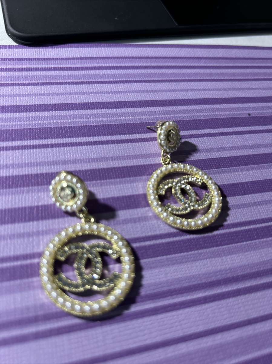 fashion earrings
