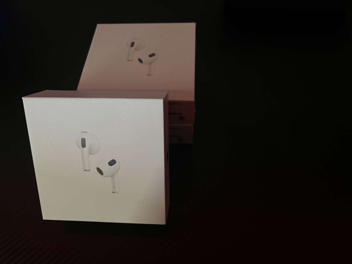 BEST PRICES AirPods Gen 3