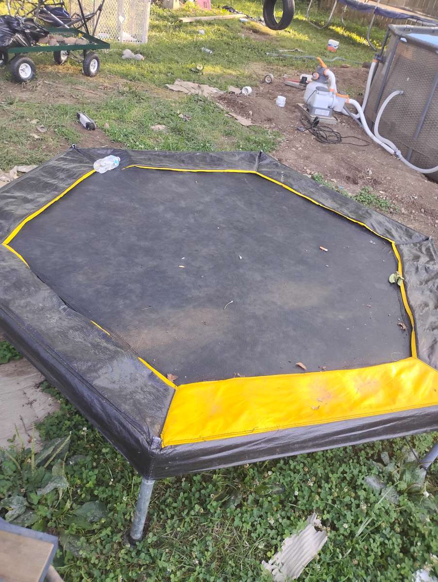 small kids trampoline