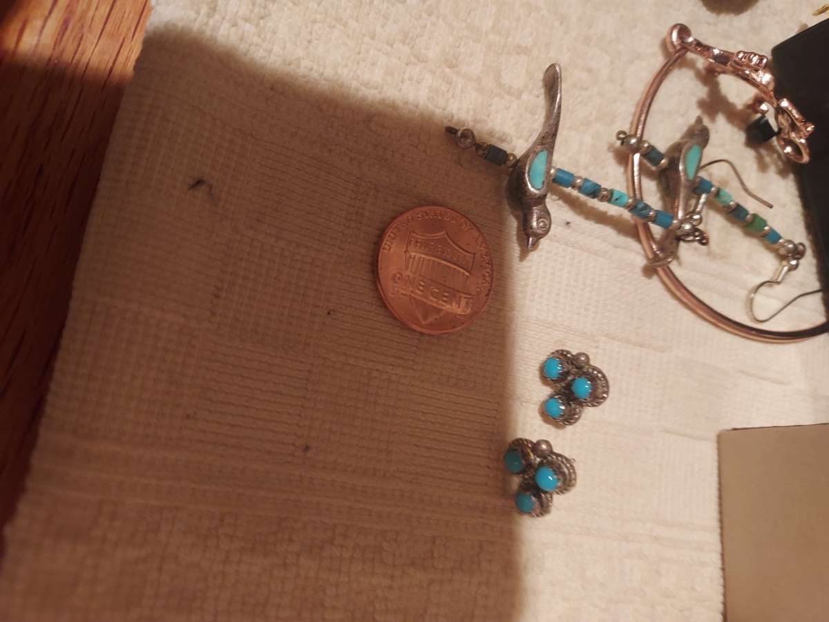 Dishta birds and 3 stone studs both very vintage