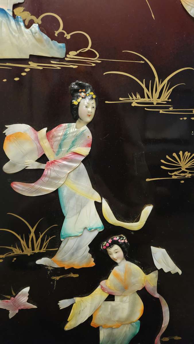 VINTAGE CHINESE MOTHER OF PEARL 3D ALBALONE SHELL ART