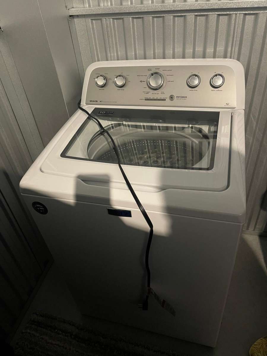 Maytag Washing machine